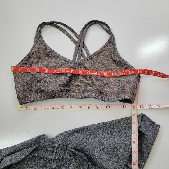 Beyond yoga top and leggings in‎ gray with rose gold ombré accents Medium - Picture 15 of 17